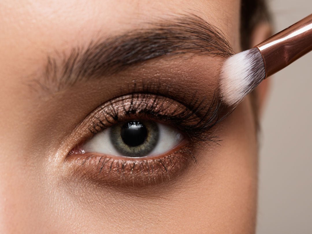 Essential Eye Makeup Brushes for Everyday Looks