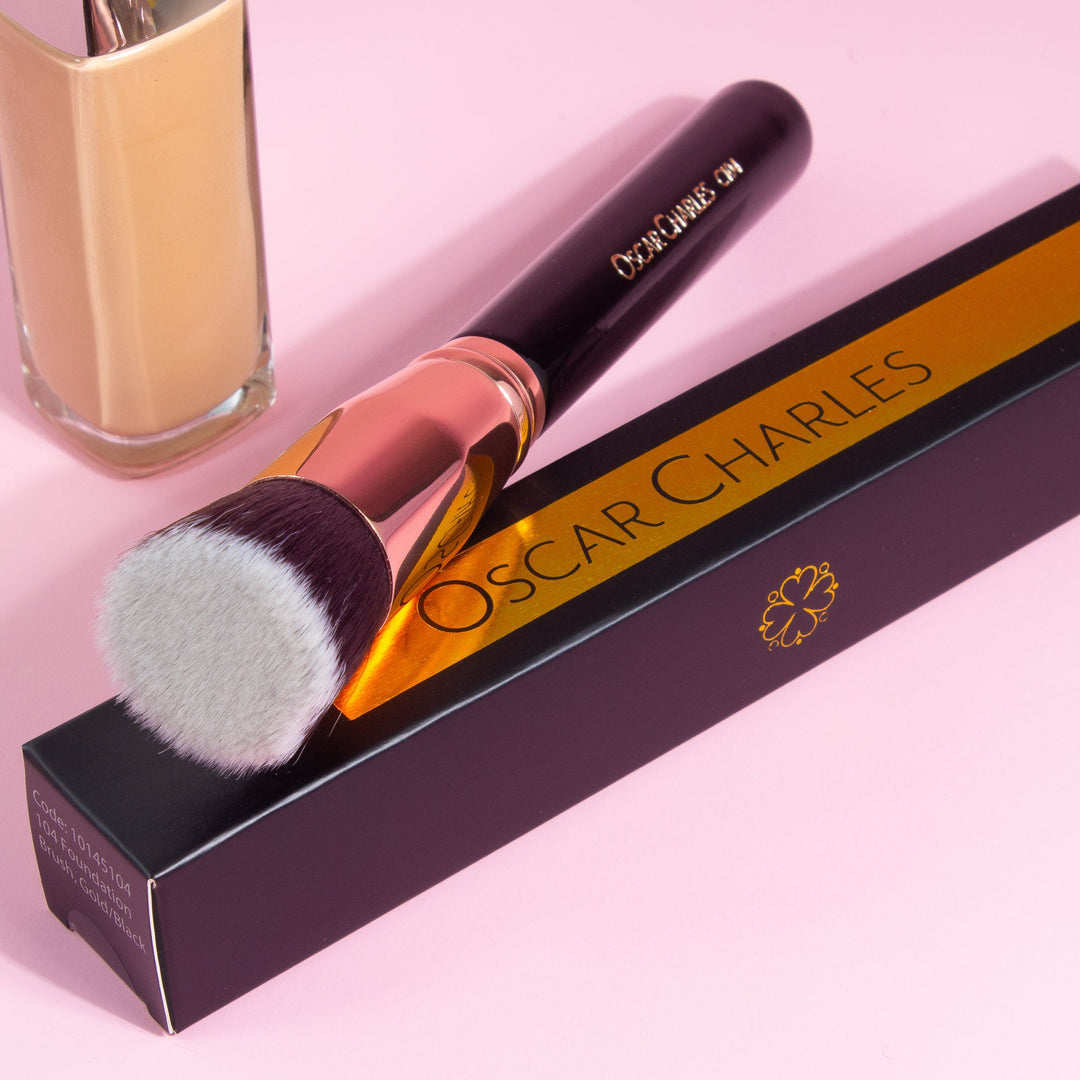 Oscar Charles 104 Luxe Flat Top Foundation Buff Makeup Brush - Oscar Charles - 10145104 - 5060597570046