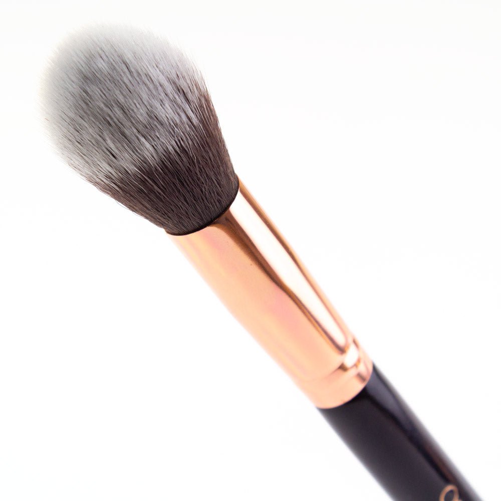 Oscar Charles 102 Luxe Contour Highlight Makeup Brush - Oscar Charles - 10145131 - 5060597570305