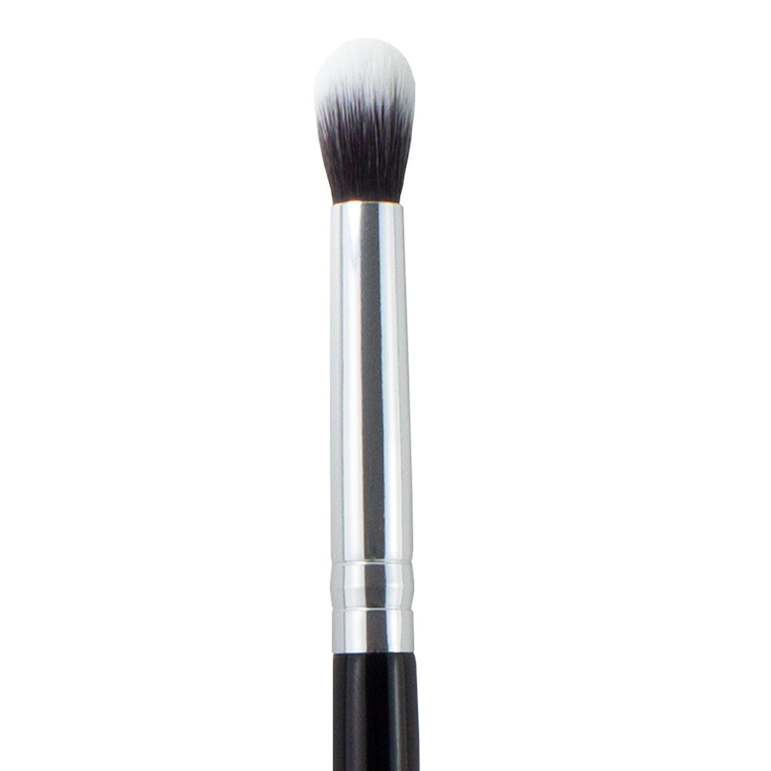 Oscar Charles 107 Luxe Small Blending Makeup Brush - Oscar Charles - 10145136 - 5060597570350