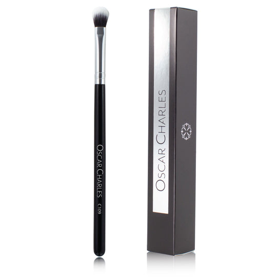 Oscar Charles 109 Luxe Large Eye Shadow Makeup Brush - Oscar Charles - 10145138 - 5060597570374