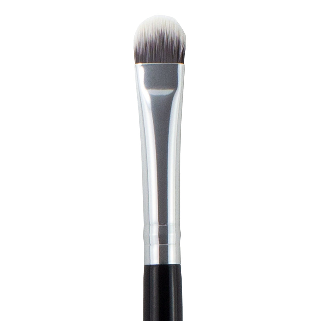 Oscar Charles 110 Luxe Small Eye Shadow Makeup Brush - Oscar Charles - 10145139 - 5060597570381