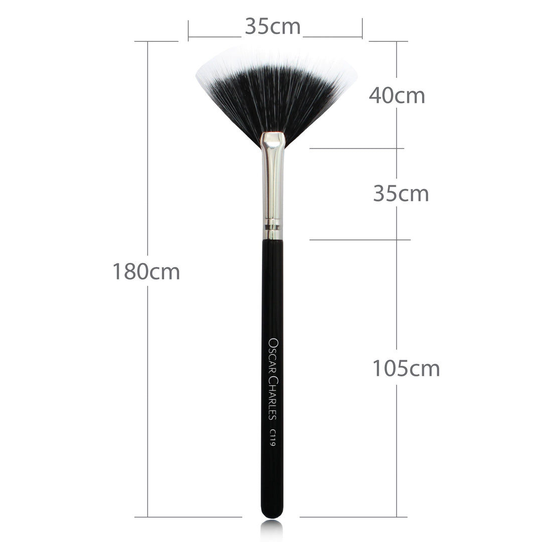 Oscar Charles 119 Luxe Small Duo Fan Makeup Brush - Oscar Charles - 10145148 - 5060597570473